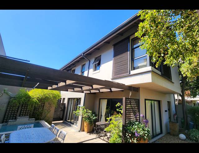 1 bed property to rent in WESTLAKE